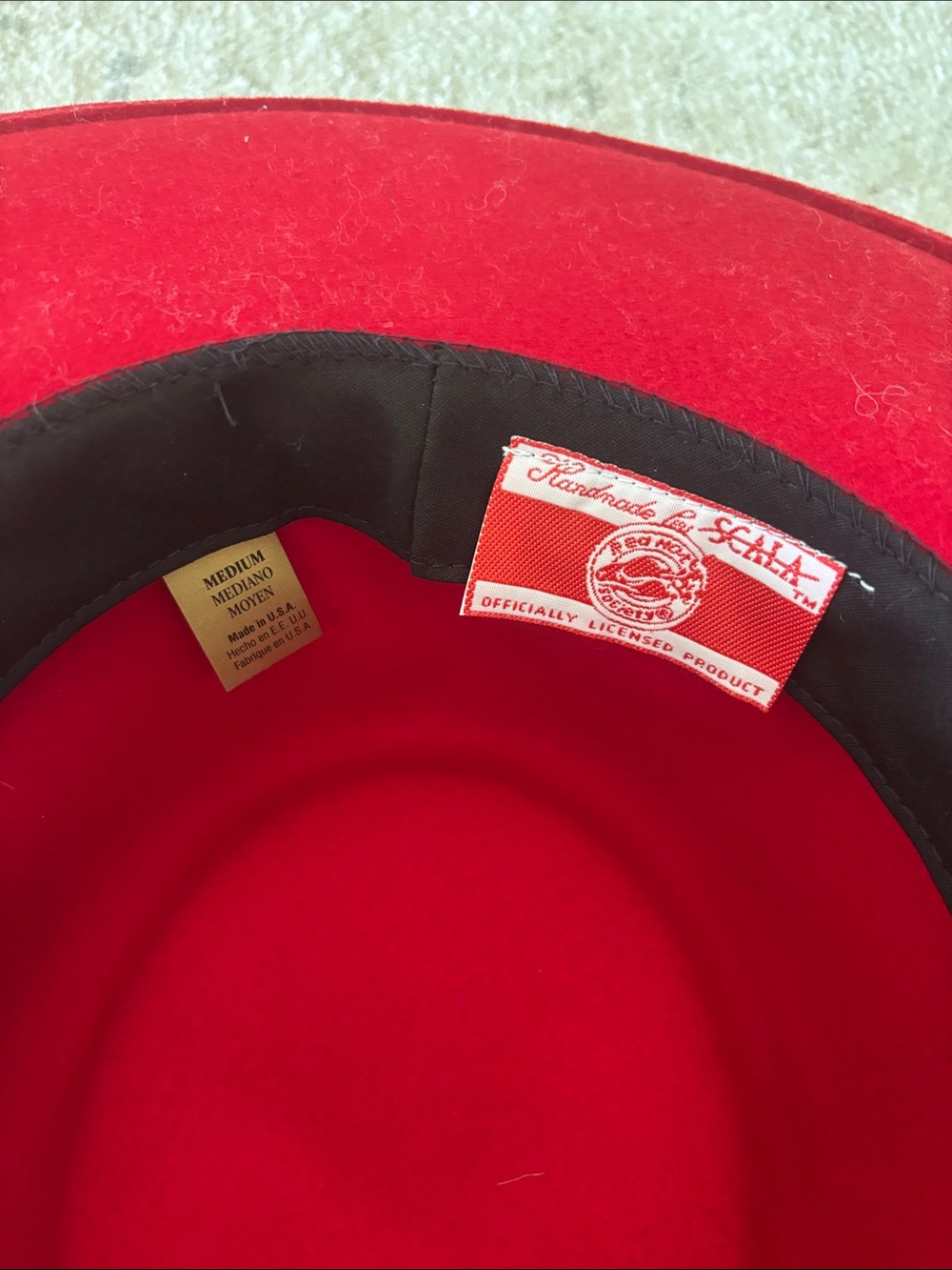 Scala Red Wool Felt Fedora with Black Inner Band - Picture 2 of 3
